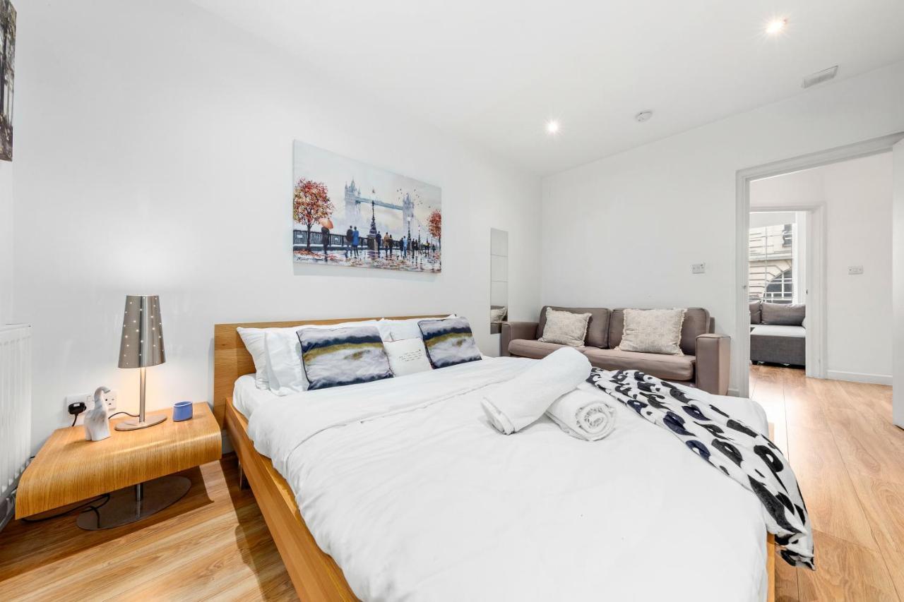 3-Bedroom Flat In London Sleeps 14 Hy1 Exterior photo