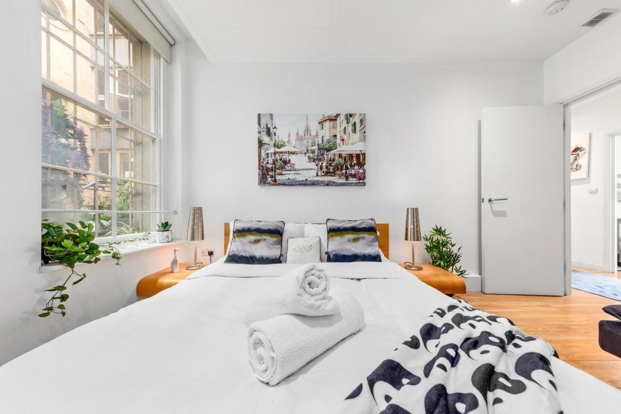 3-Bedroom Flat In London Sleeps 14 Hy1 Exterior photo