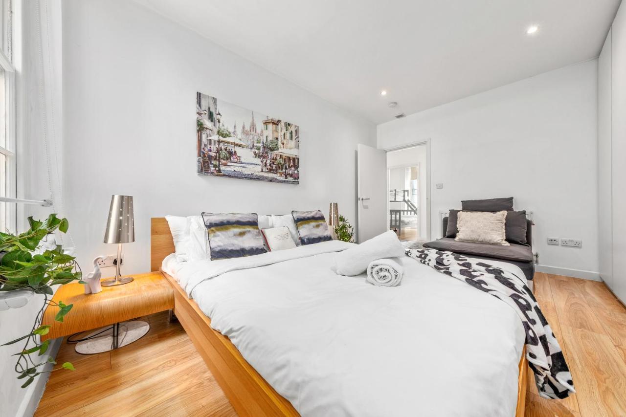 3-Bedroom Flat In London Sleeps 14 Hy1 Exterior photo